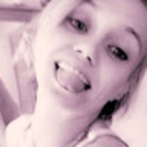 Meet your Posher, Carla